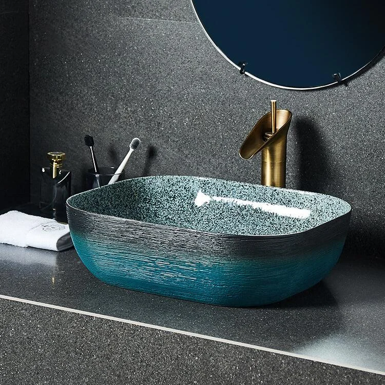 Traditional Vessel Sink Vitreous China Oval with Pop-Up Drain Bathroom Sink -Bathlova