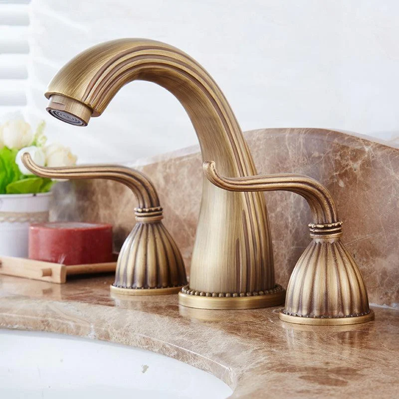 Traditional Vessel Tap 3 Holes Two-Handle Bathroom Vessel Tap -Bathlova