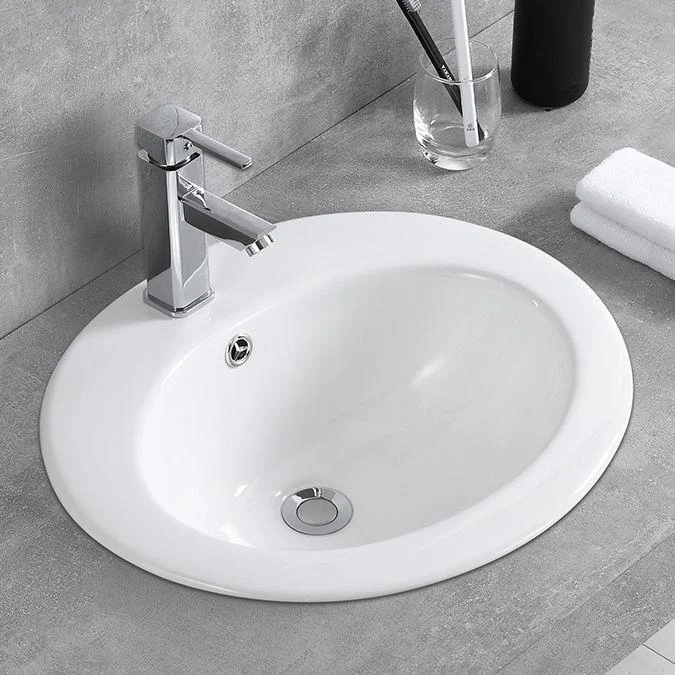 Traditional Wash Stand Oval Shape Porcelain with Pop-Up Drain Vessel Bathroom Sink -Bathlova