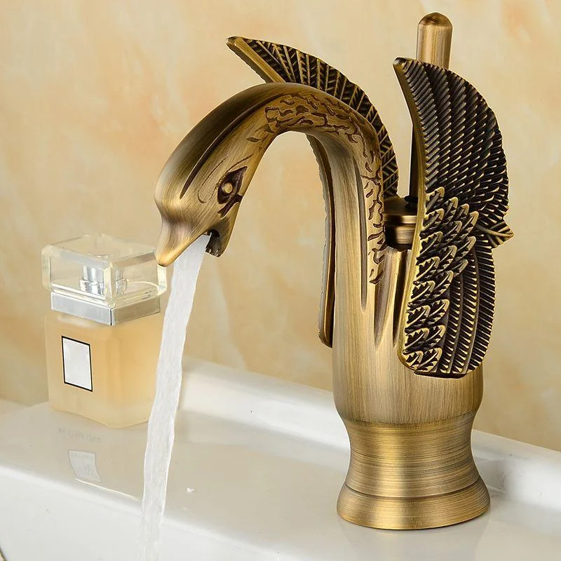 Traditional Wide Spread Bathroom Tap 1-Handle Lavatory Tap -Bathlova