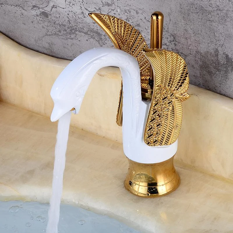 Traditional Wide Spread Bathroom Tap 1-Handle Lavatory Tap -Bathlova