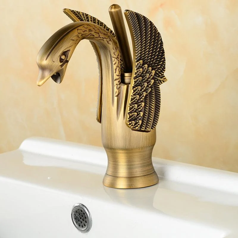 Traditional Wide Spread Bathroom Tap 1-Handle Lavatory Tap -Bathlova