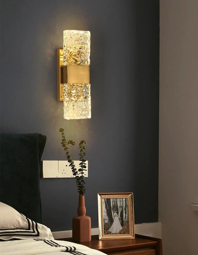 Vena - Textured Glass Crystal Wall Sconce -Bathlova