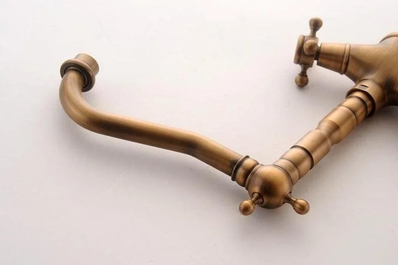 Vern - Vintage Basin Tap -Bathlova