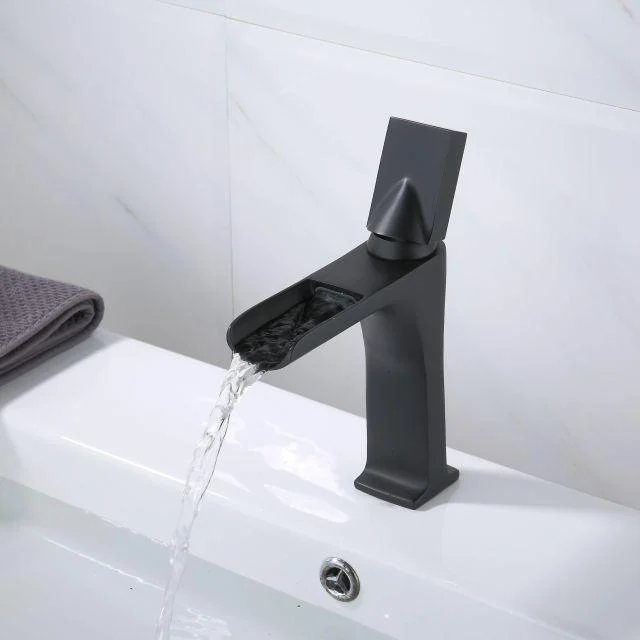 Vita - Modern Waterfall Tap -Bathlova