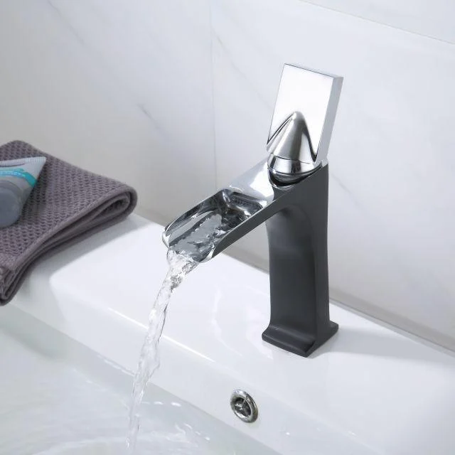 Vita - Modern Waterfall Tap -Bathlova